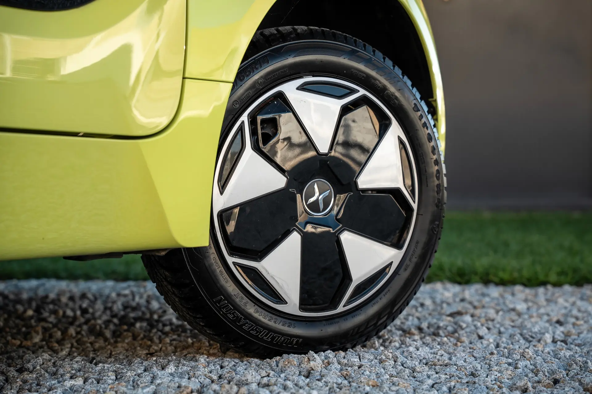 XEV Yoyo 27