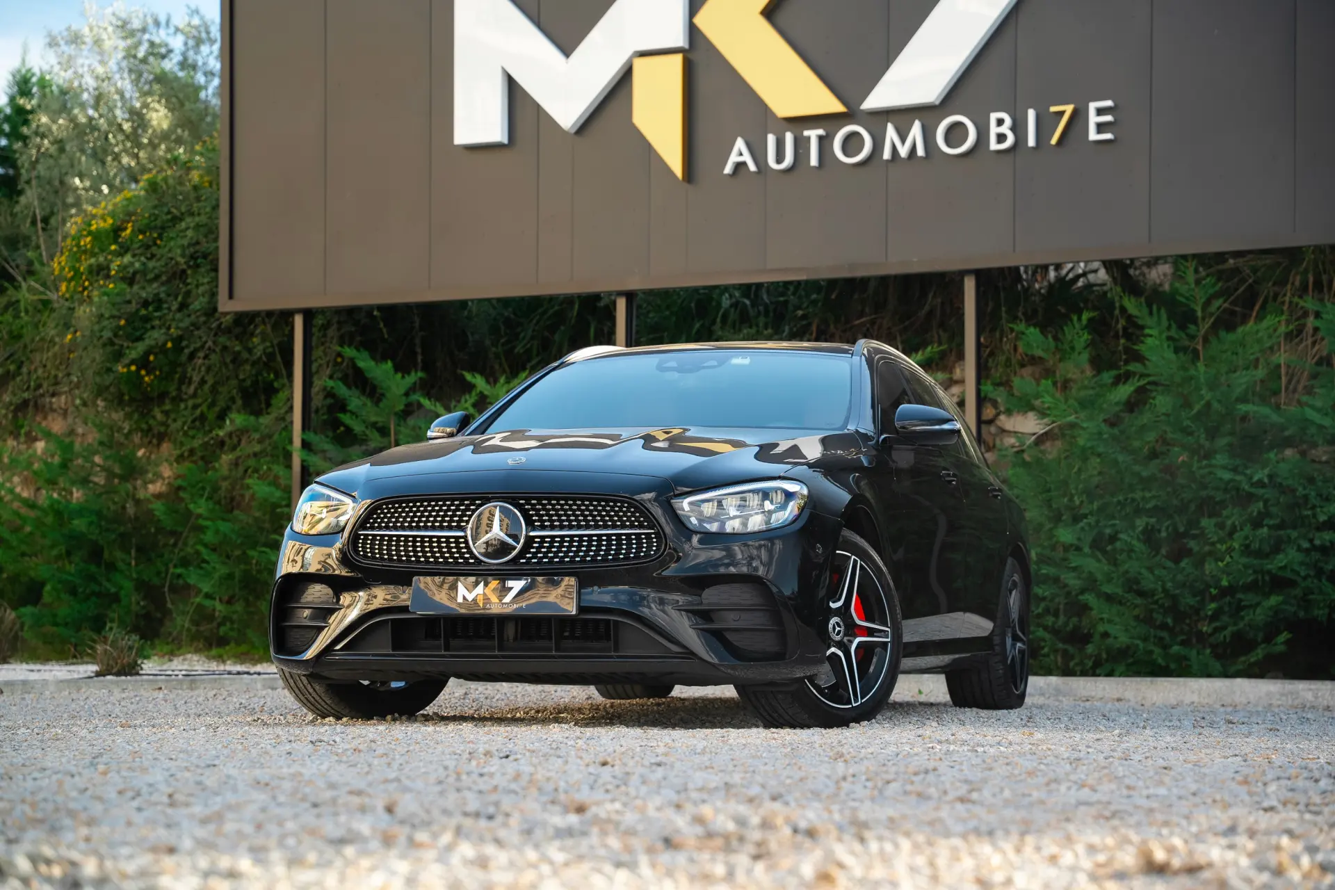 Mercedes-Benz E 300 de 4Matic 9G-TRONIC AMG Line 1