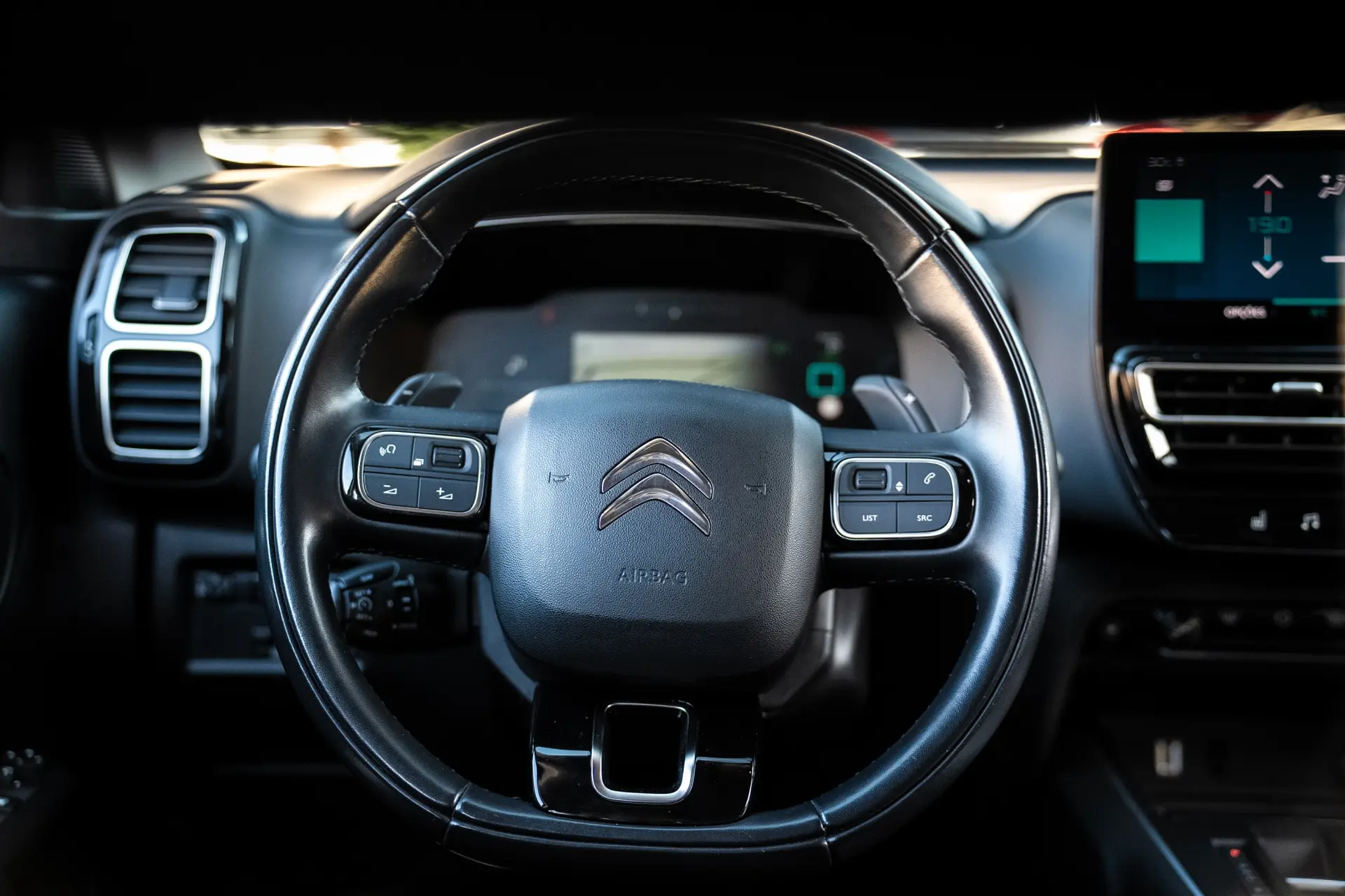 Citroen C5 Aircross 1.6 Hybrid Feel e-EAT8 26