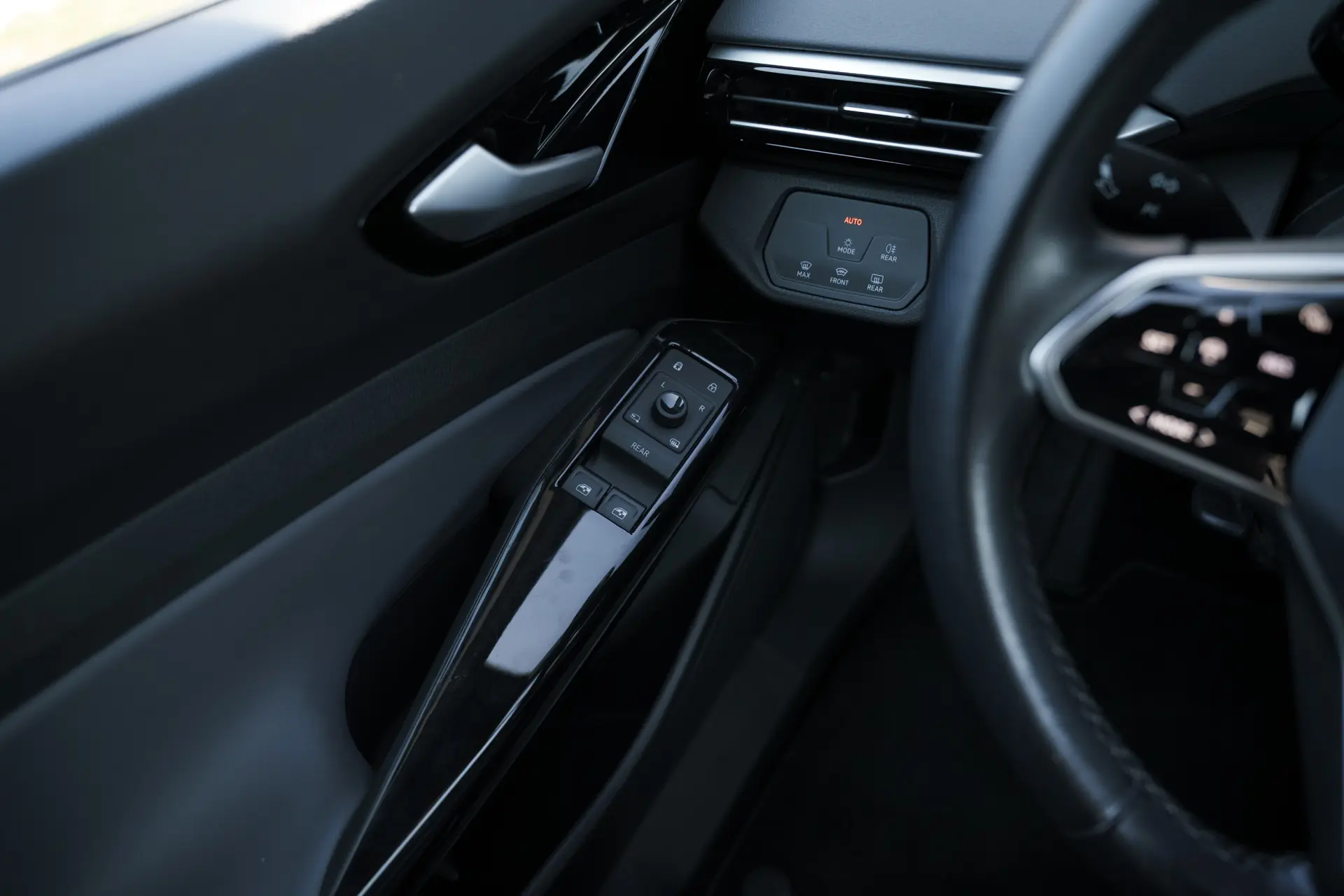 Volkswagen ID.5 77 kWh Pro 8