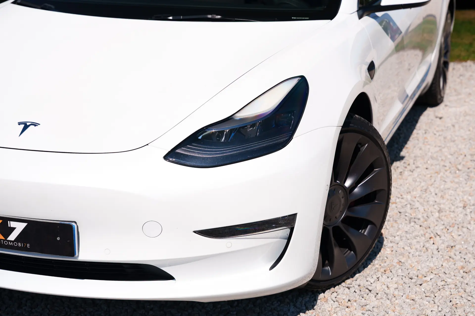 Tesla Model 3 Performance Dual Motor AWD 3