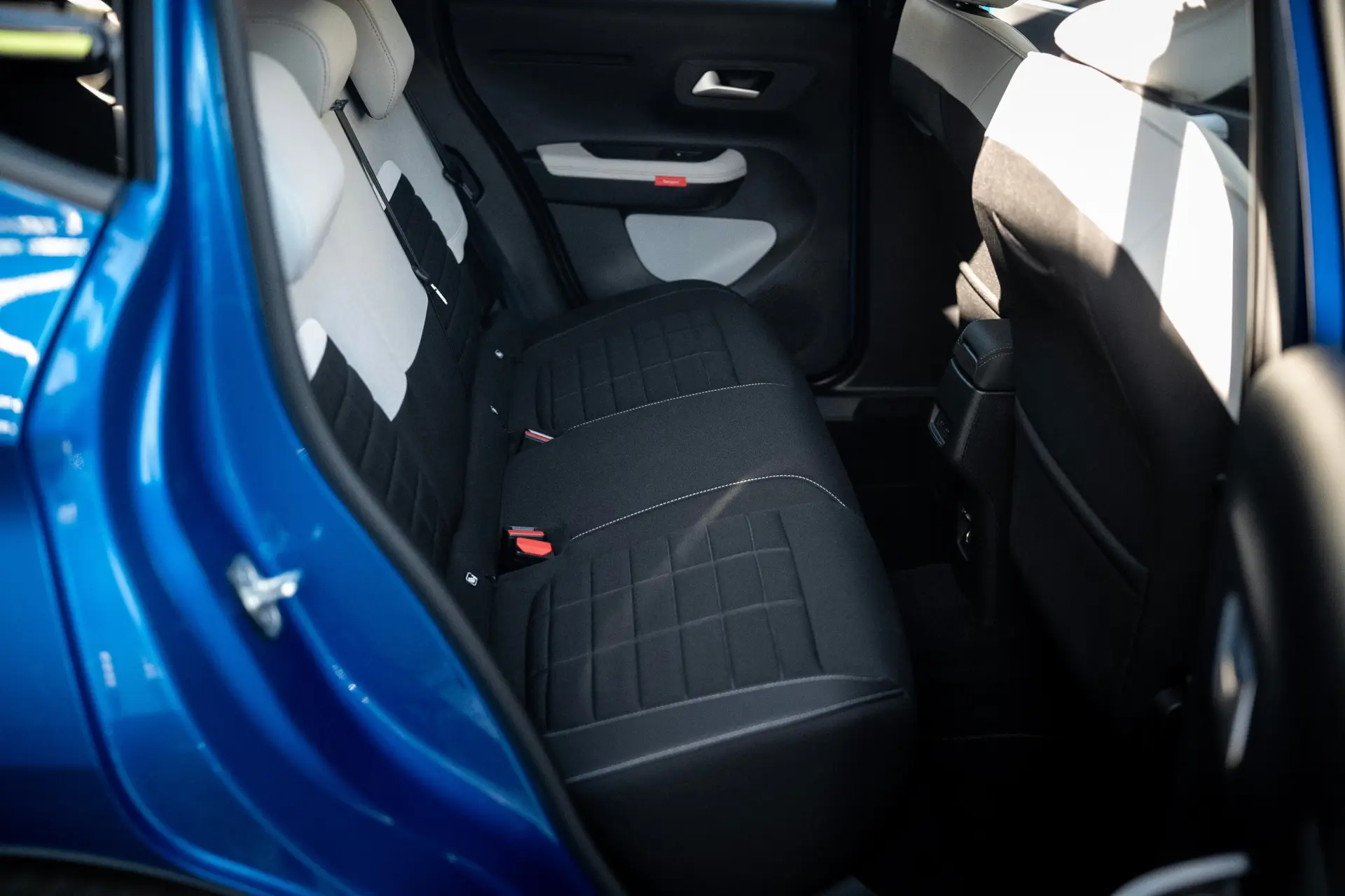 Citroen C3 Hybrid 110 ë-DCS6 PLUS 37