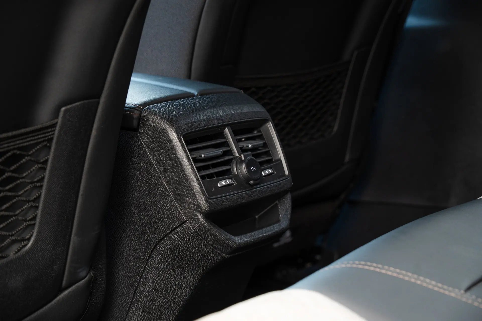 Peugeot 3008 1.6 Hybrid GT Line e-EAT8 23