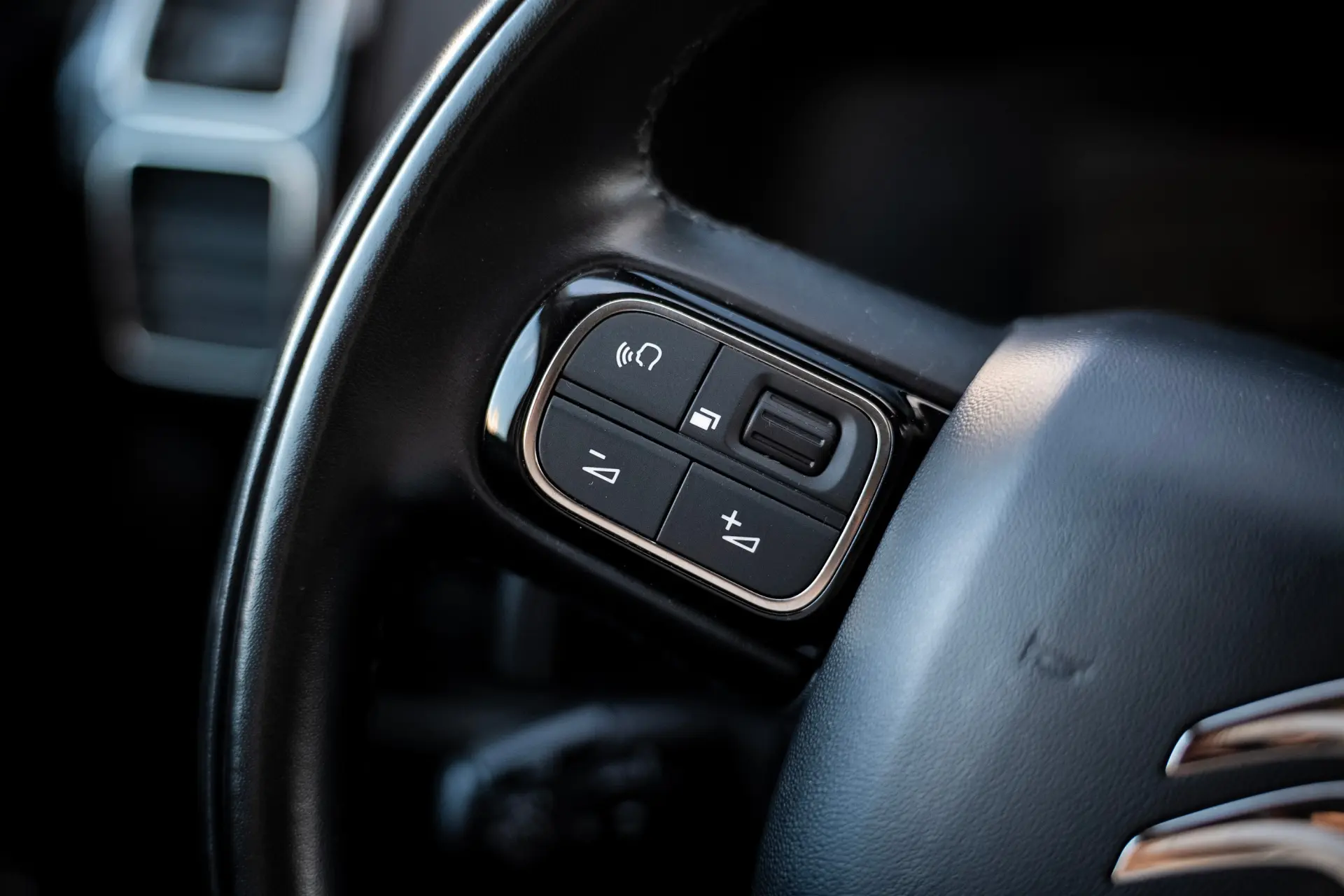 Citroen C5 Aircross 1.6 Hybrid Feel e-EAT8 31