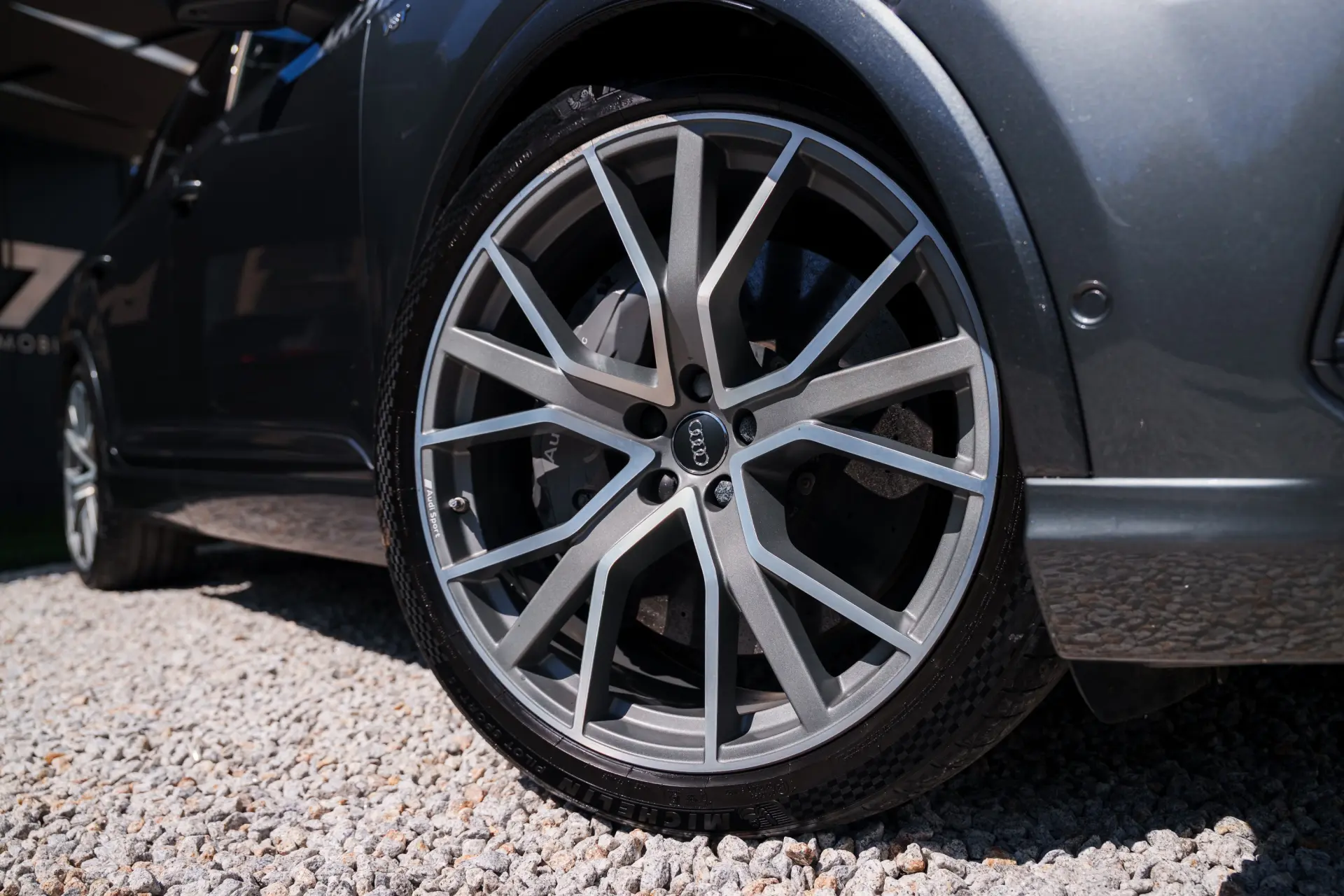 Audi SQ7 4.0 TDI V8 quattro Tiptronic 7L 32