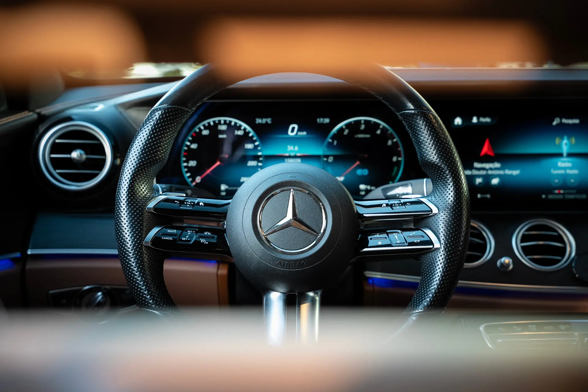 Mercedes-Benz E 300 de 4Matic 9G-TRONIC AMG Line 45