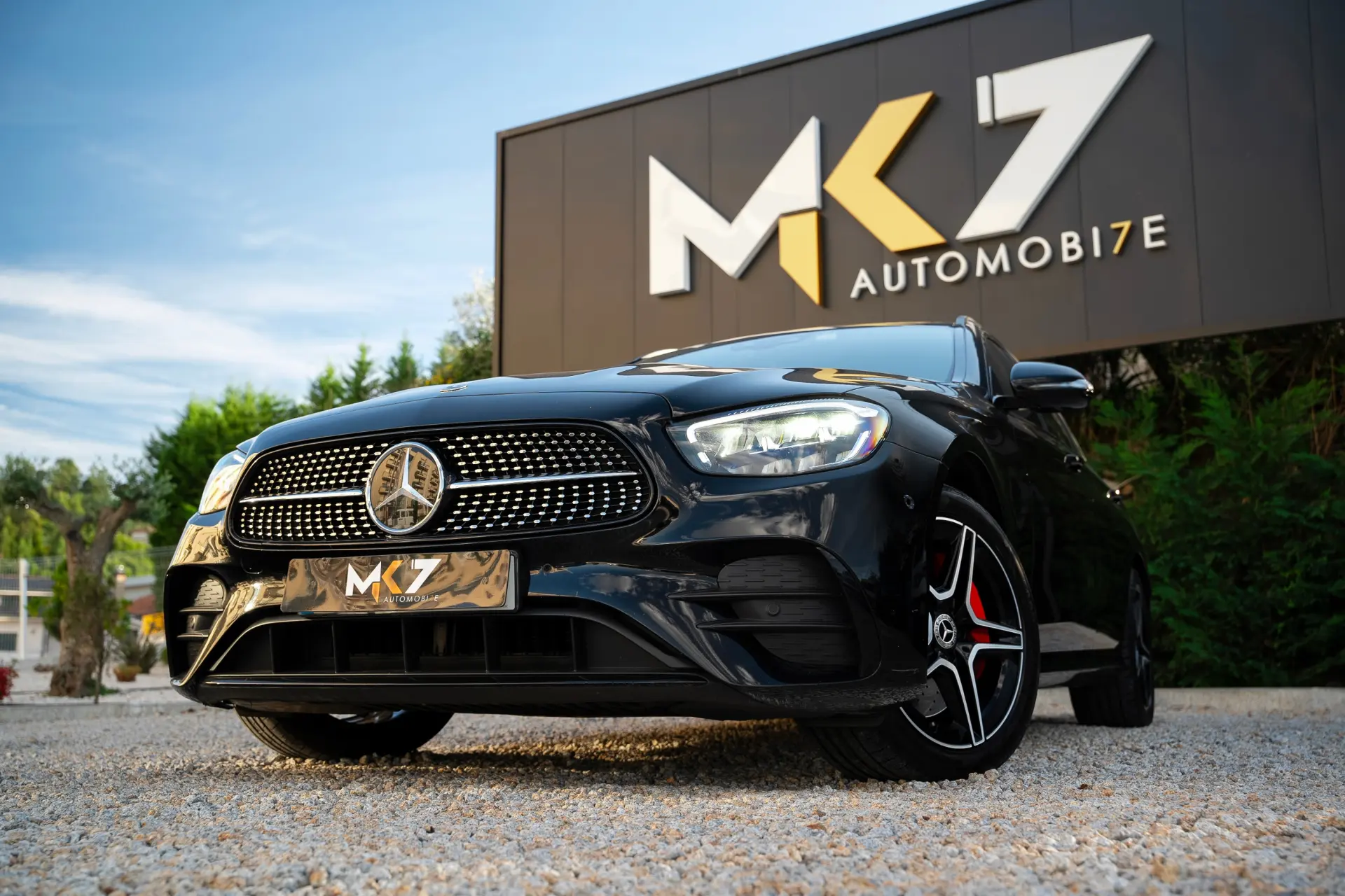 Mercedes-Benz E 300 de 4Matic 9G-TRONIC AMG Line 20