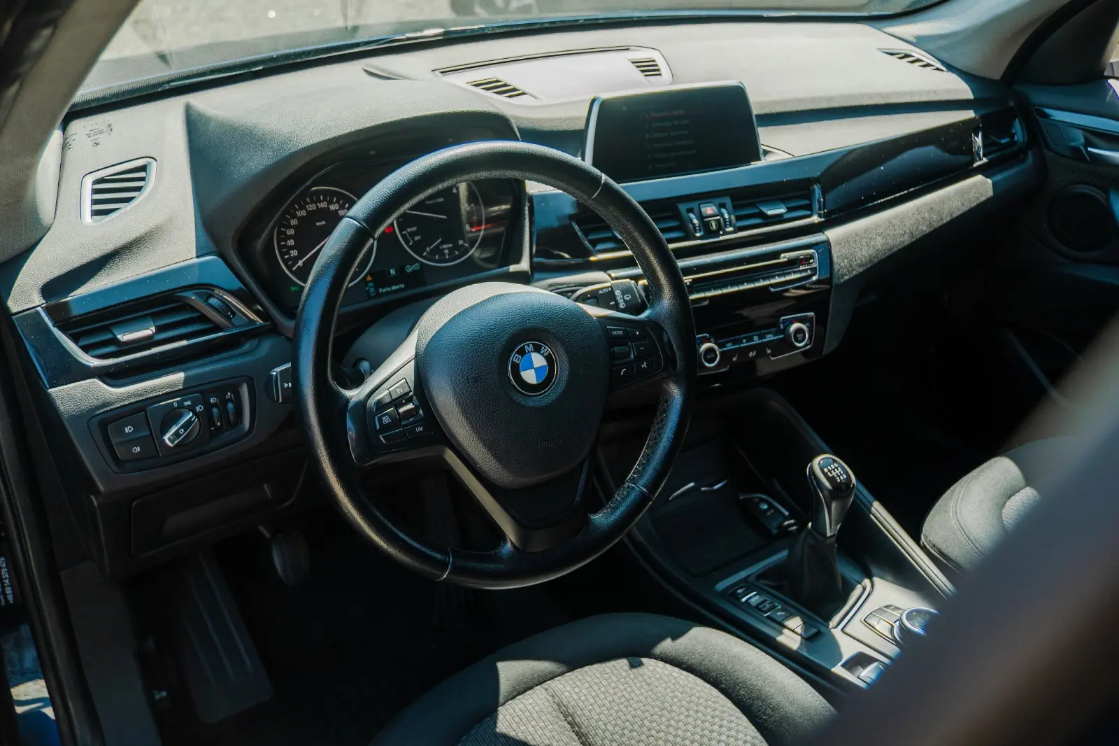 BMW X1 sDrive18d Sport Line 16