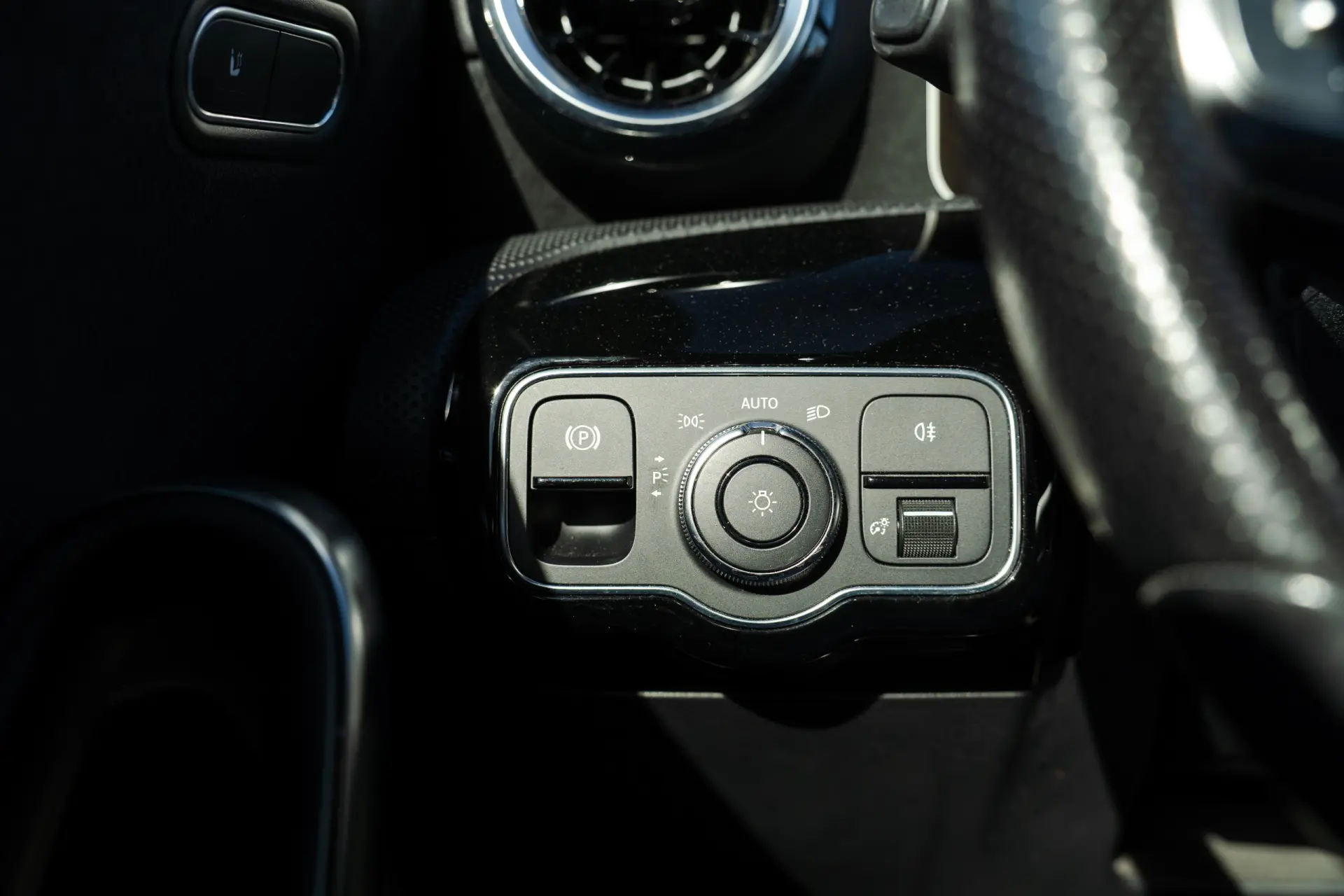 Mercedes-Benz A 180 d 7G-DCT AMG Line 23