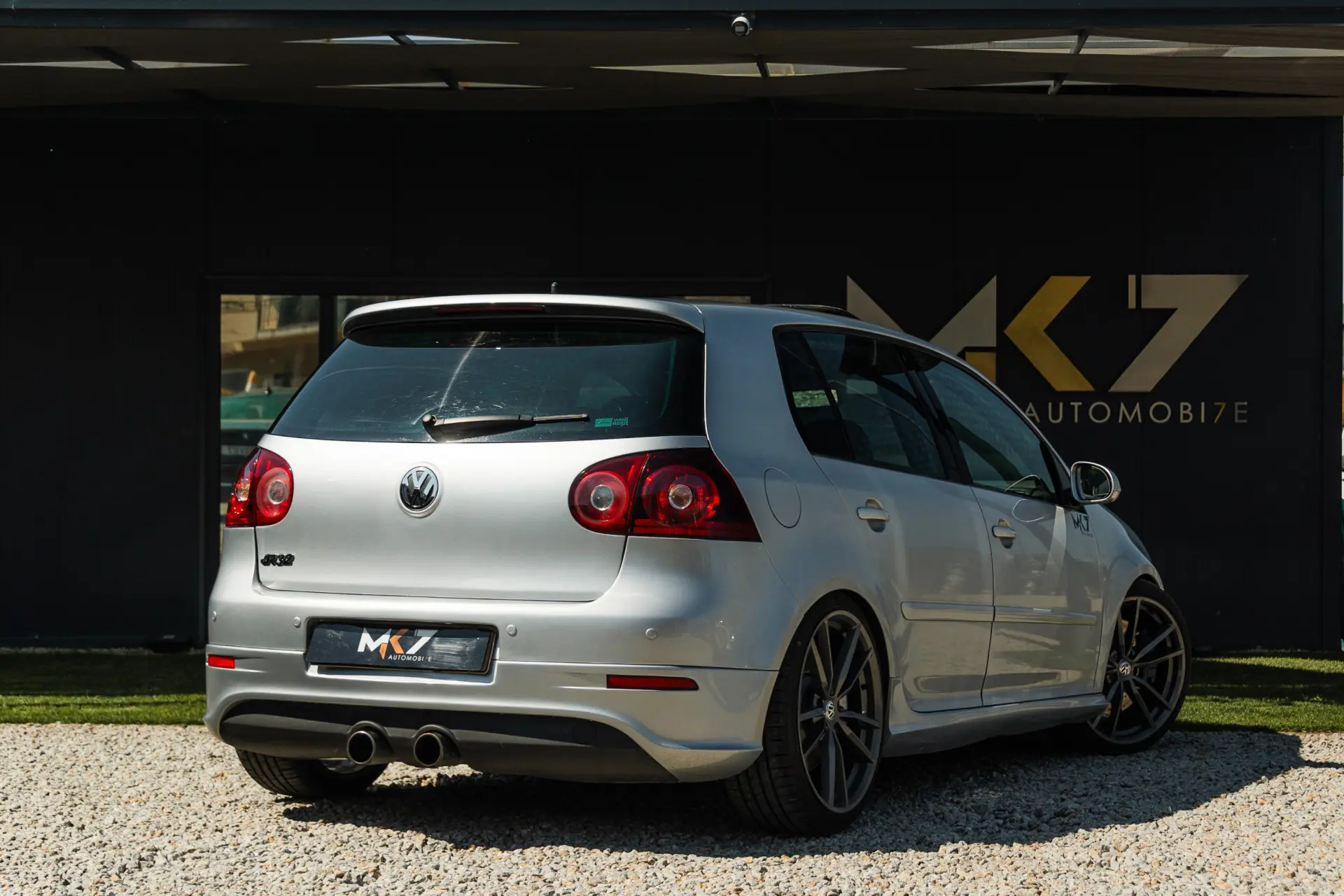 Volkswagen Golf 3.2 R32 4Motion DSG 3