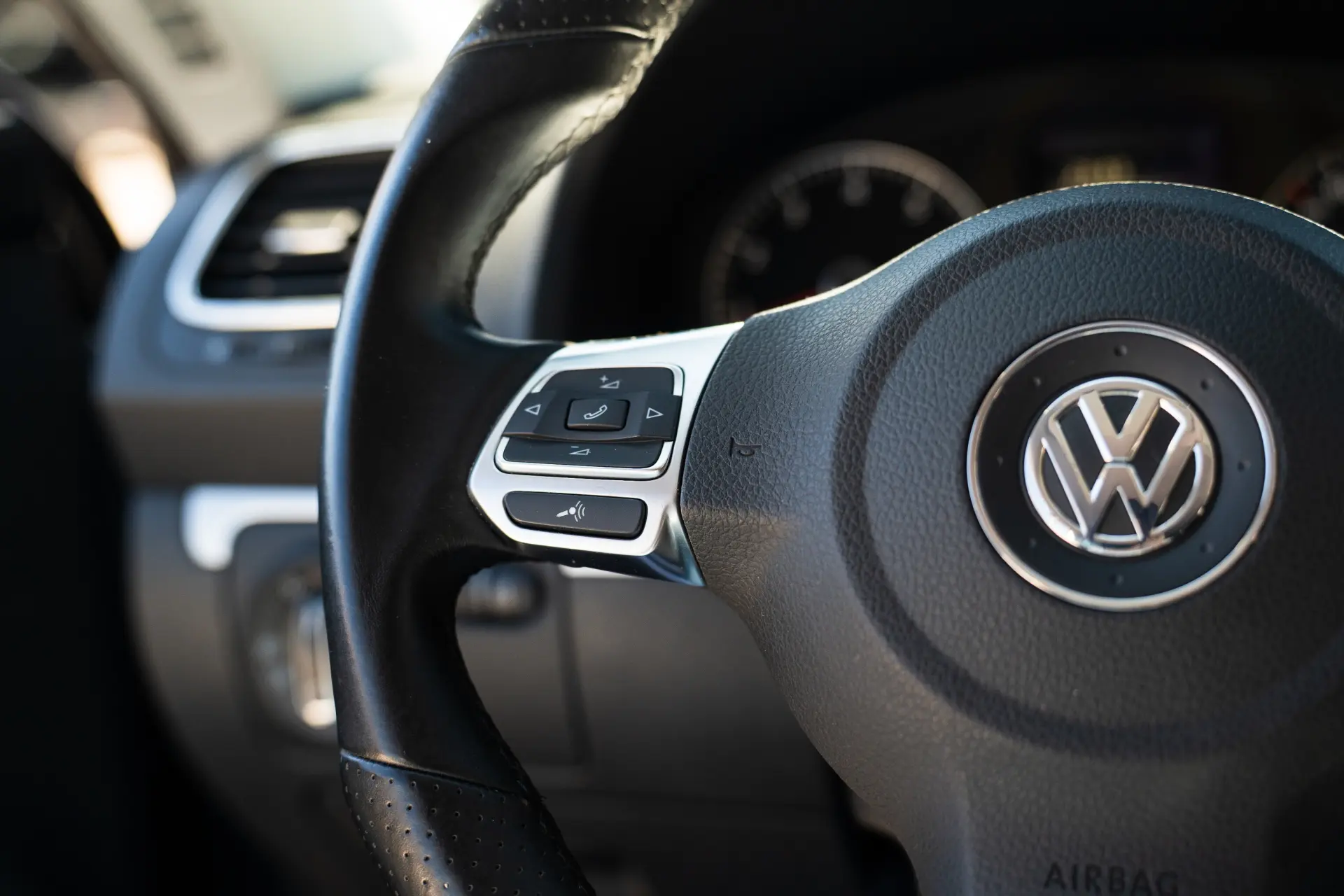 Volkswagen Scirocco 1.4 TSI Sport 28