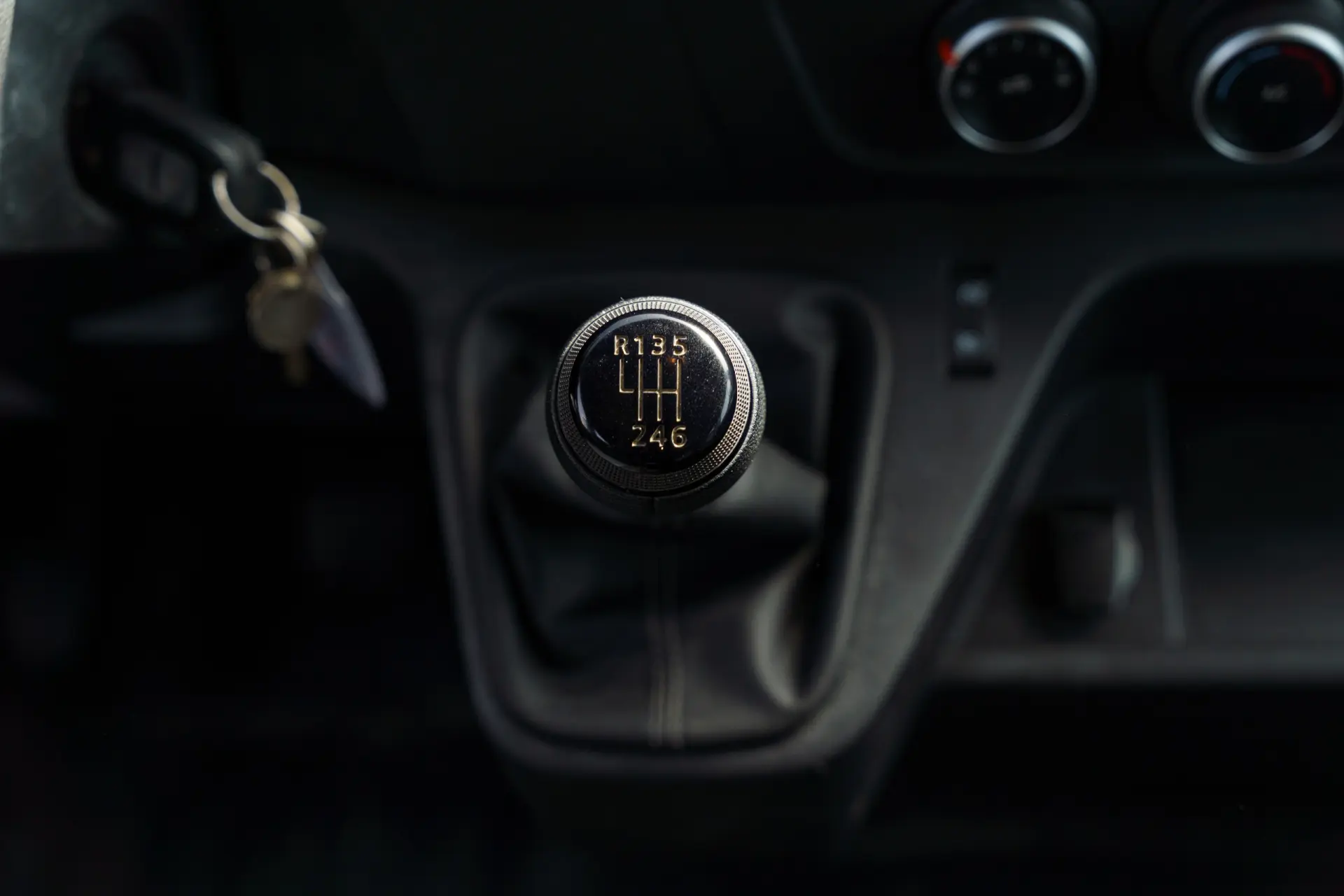 Renault Master L4 BASCULANTE 14