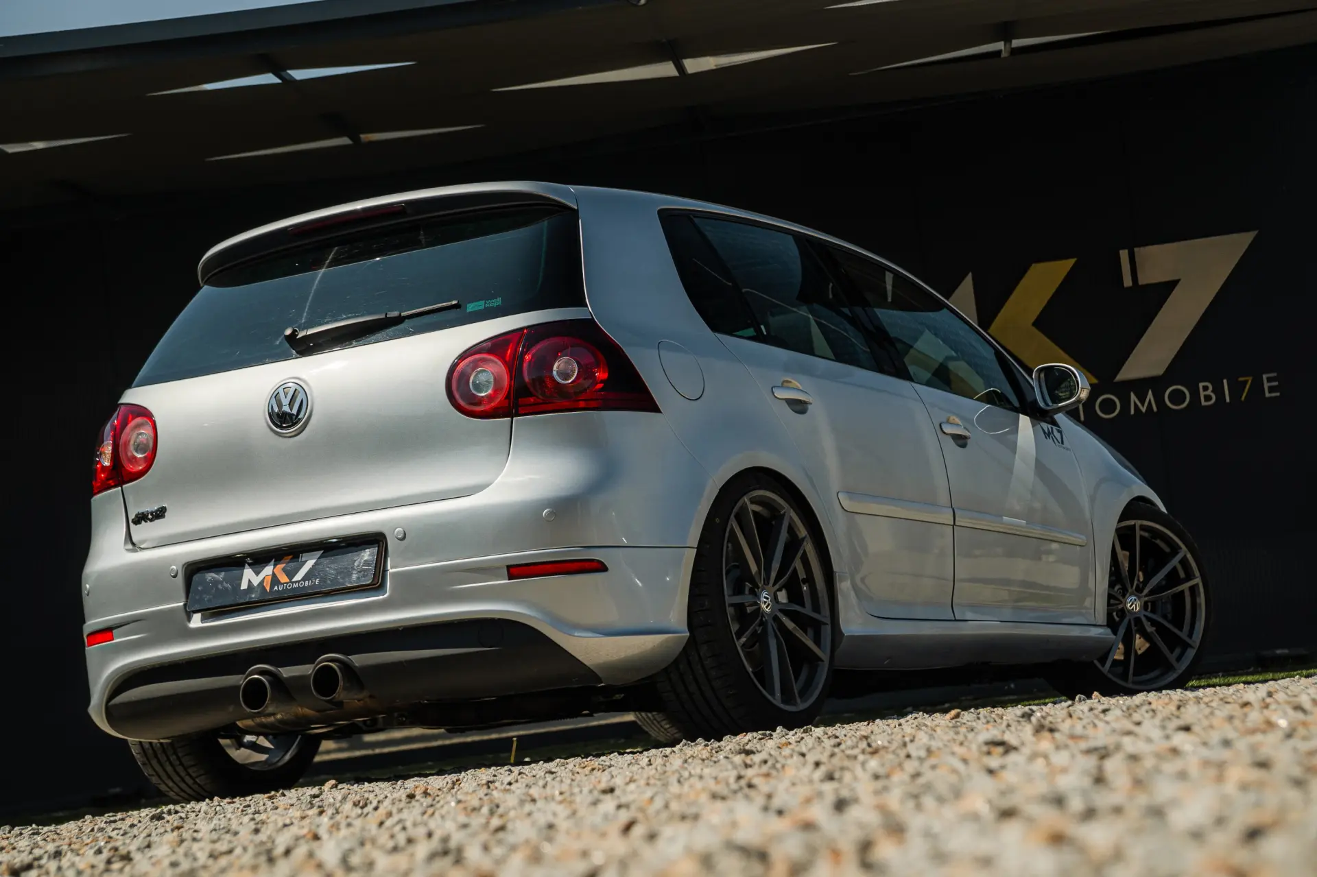 Volkswagen Golf 3.2 R32 4Motion DSG 19
