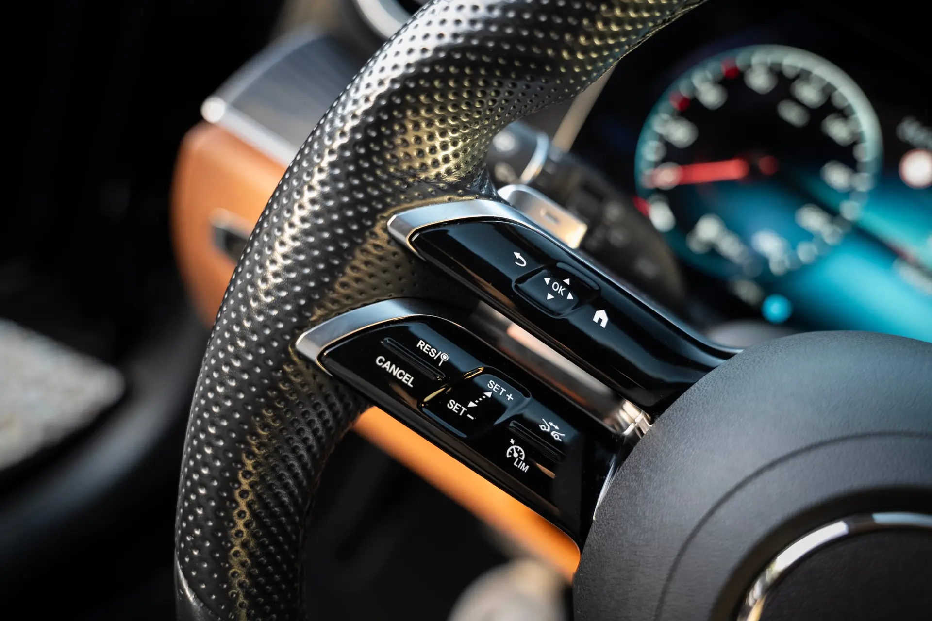 Mercedes-Benz E 300 de 4Matic 9G-TRONIC AMG Line 52