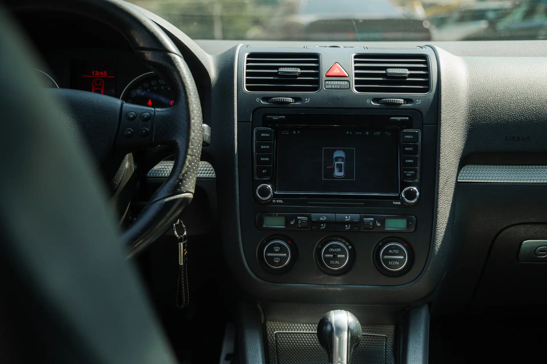 Volkswagen Golf 3.2 R32 4Motion DSG 30