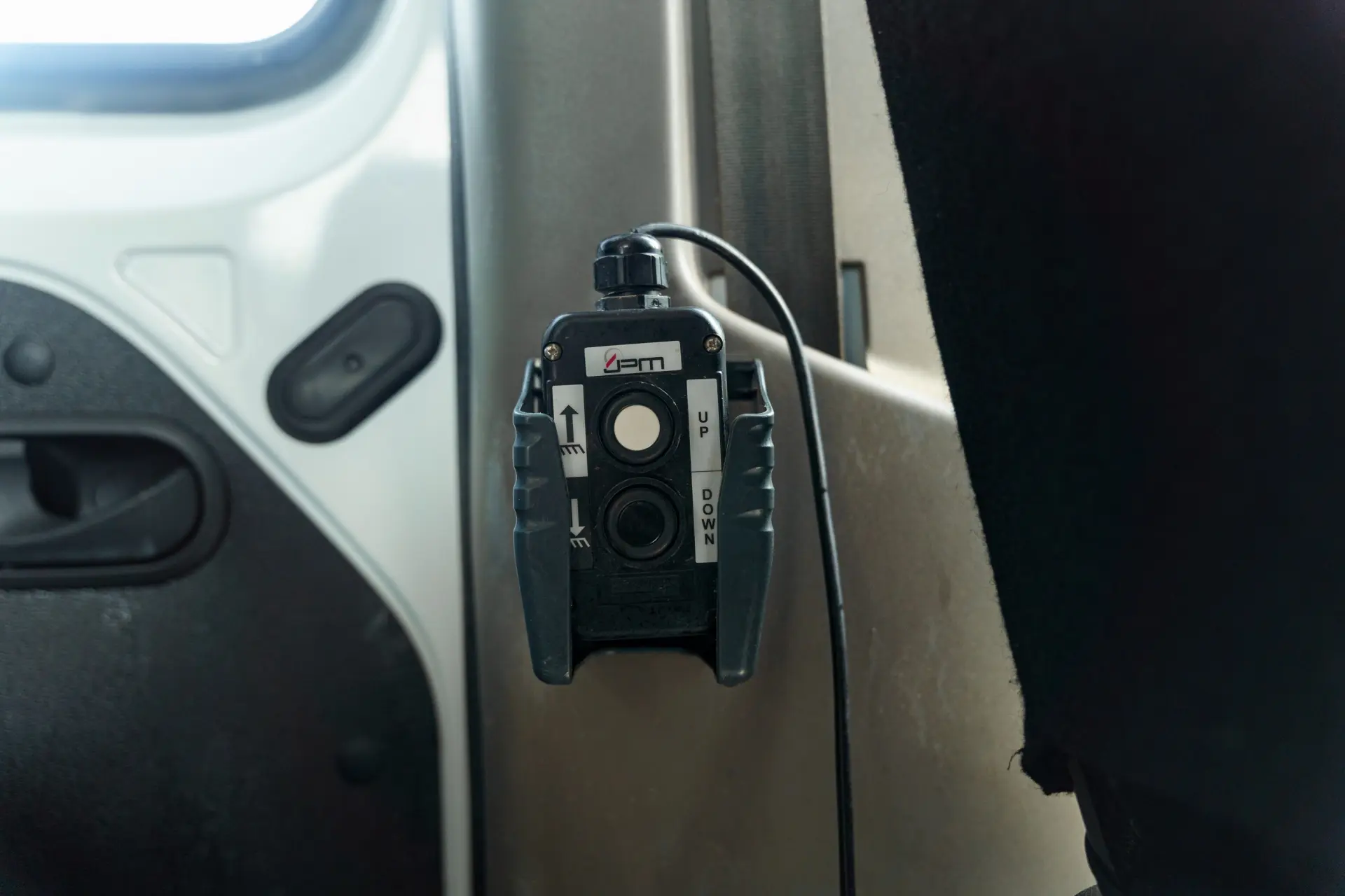 Renault Master 6L BASCULANTE 25