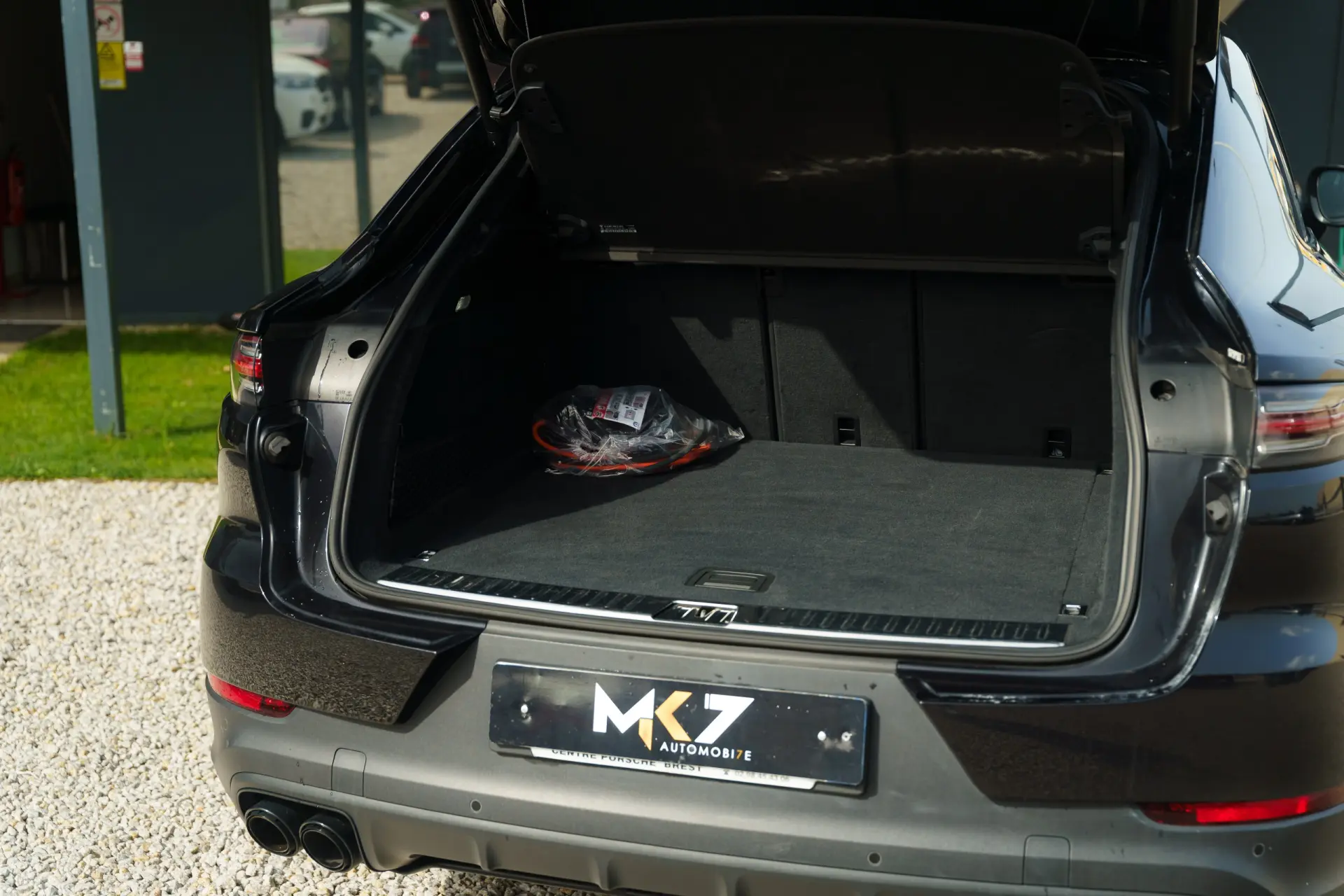 Porsche Cayenne Coupé E-Hybrid Platinum Edition 19