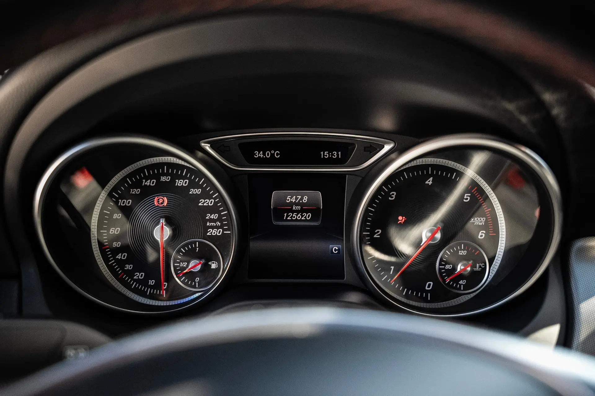 Mercedes-Benz CLA 180 (CDI) d AMG Line 6