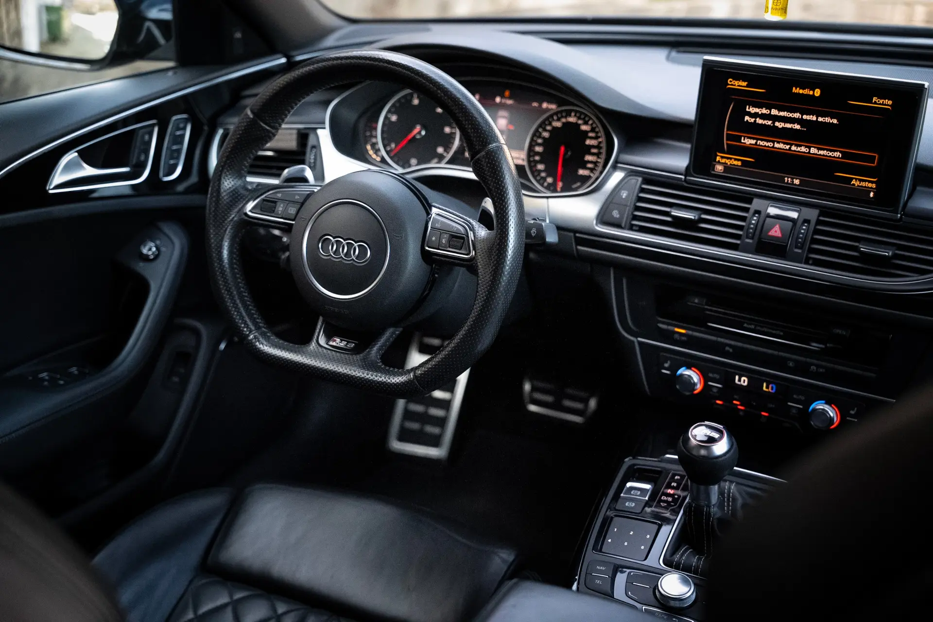 Audi A6 3.0 TDi V6 quattro S-line S tronic 36
