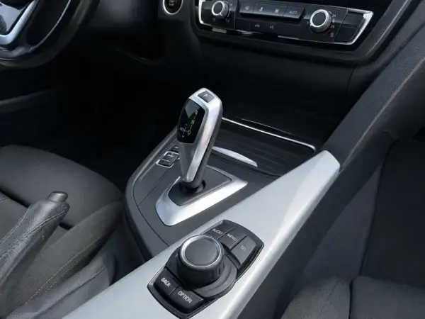 BMW 418 Gran Coupé d Line Sport Auto 12