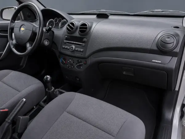 Chevrolet Aveo 1.2 LS 10