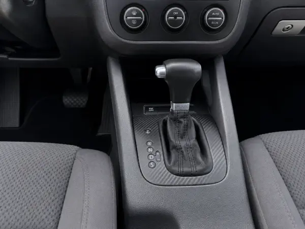 Volkswagen Golf 1.9 TDi Confortline DSG 11