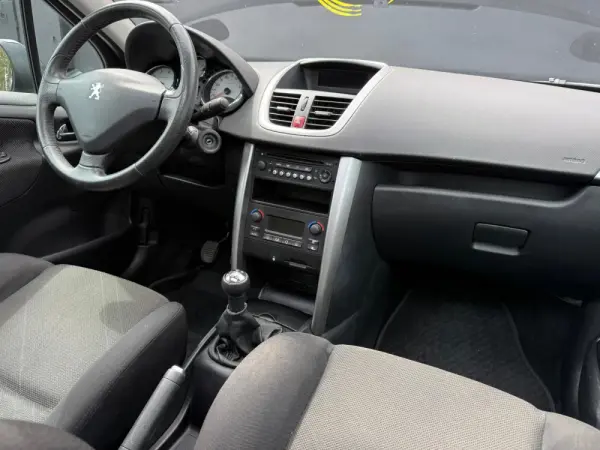 Peugeot 207 120 Sport 7
