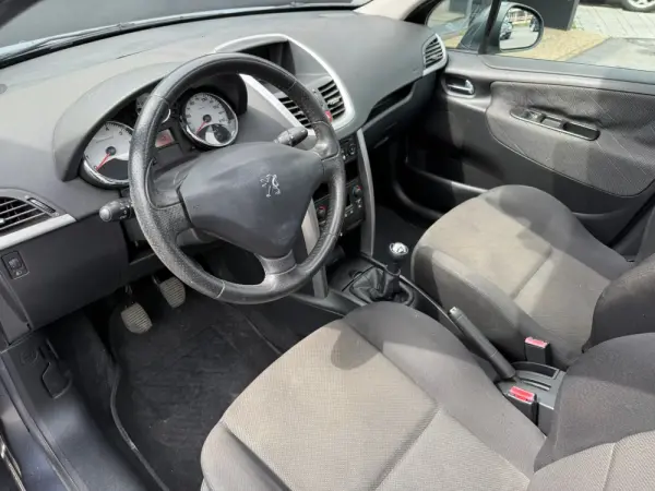Peugeot 207 120 Sport 13