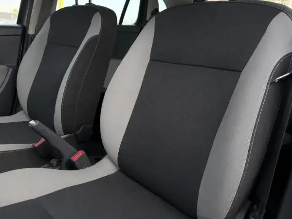 Renault Clio Break 1.2 16V Confort 130g 10