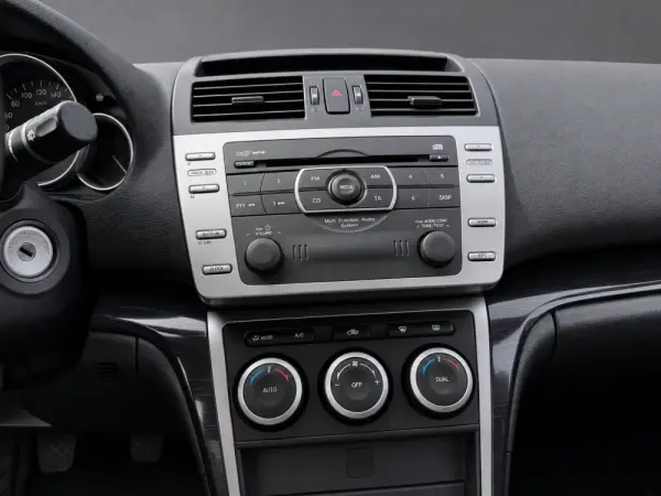 Mazda 6 MZR-CD 2.0 Exclusive Plus 10