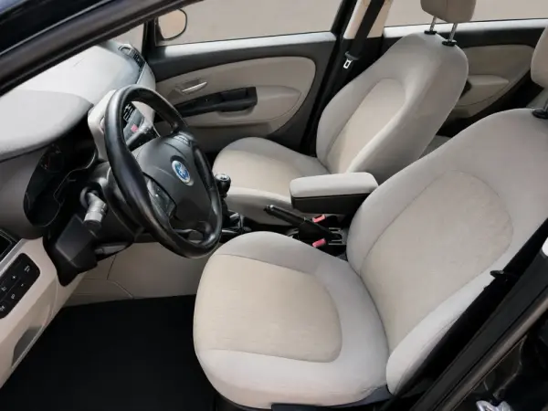 Fiat Grande Punto 1.3 M-Jet Emotion 5