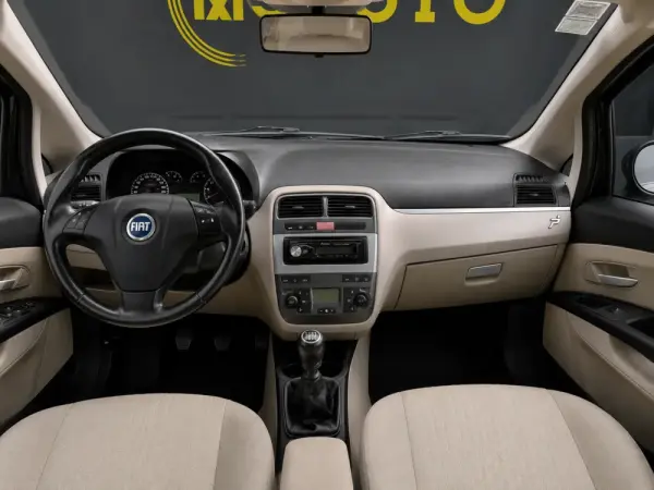 Fiat Grande Punto 1.3 M-Jet Emotion 8