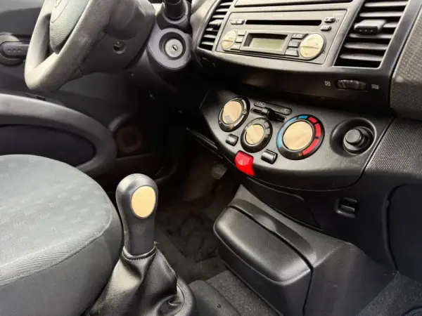 Nissan Micra Outro 10