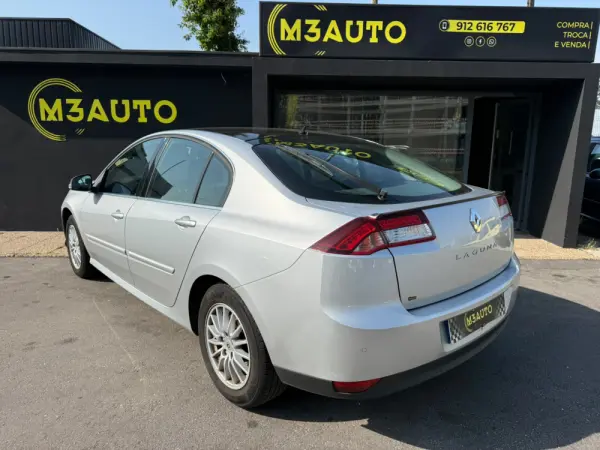 Renault Laguna 1.5 dCi Black Line 109g 3