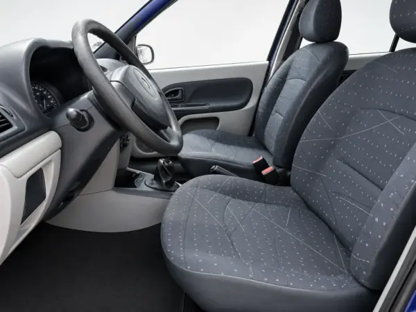 Renault Clio 1.5 dCi Authentique 7