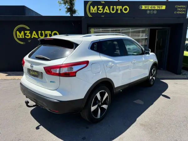 Nissan Qashqai 1.5 dCi TEKNA+ 4