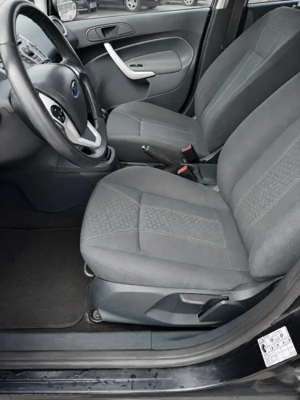 Ford Fiesta 1.4 TDCI Titanium 5