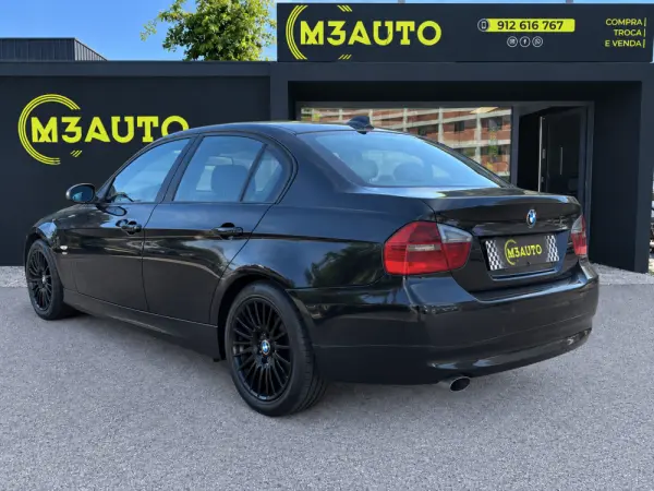 BMW 320 d 4