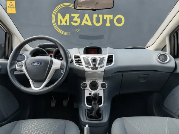 Ford Fiesta 1.4 TDCI Titanium 8