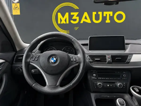 BMW X1 X-DRIVE 8
