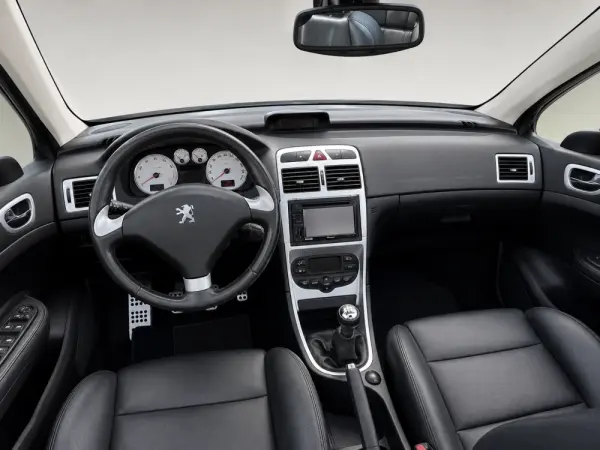 Peugeot 307 CC 1.6 Dynamique 10