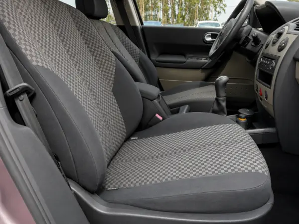 Renault Mégane 1.5 dCi Confort 10