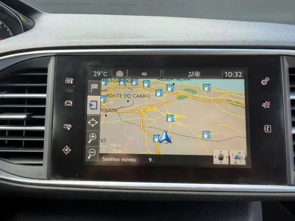 Peugeot 308 SW BlueHDi 120 EAT6 Stop & Start Allure 16