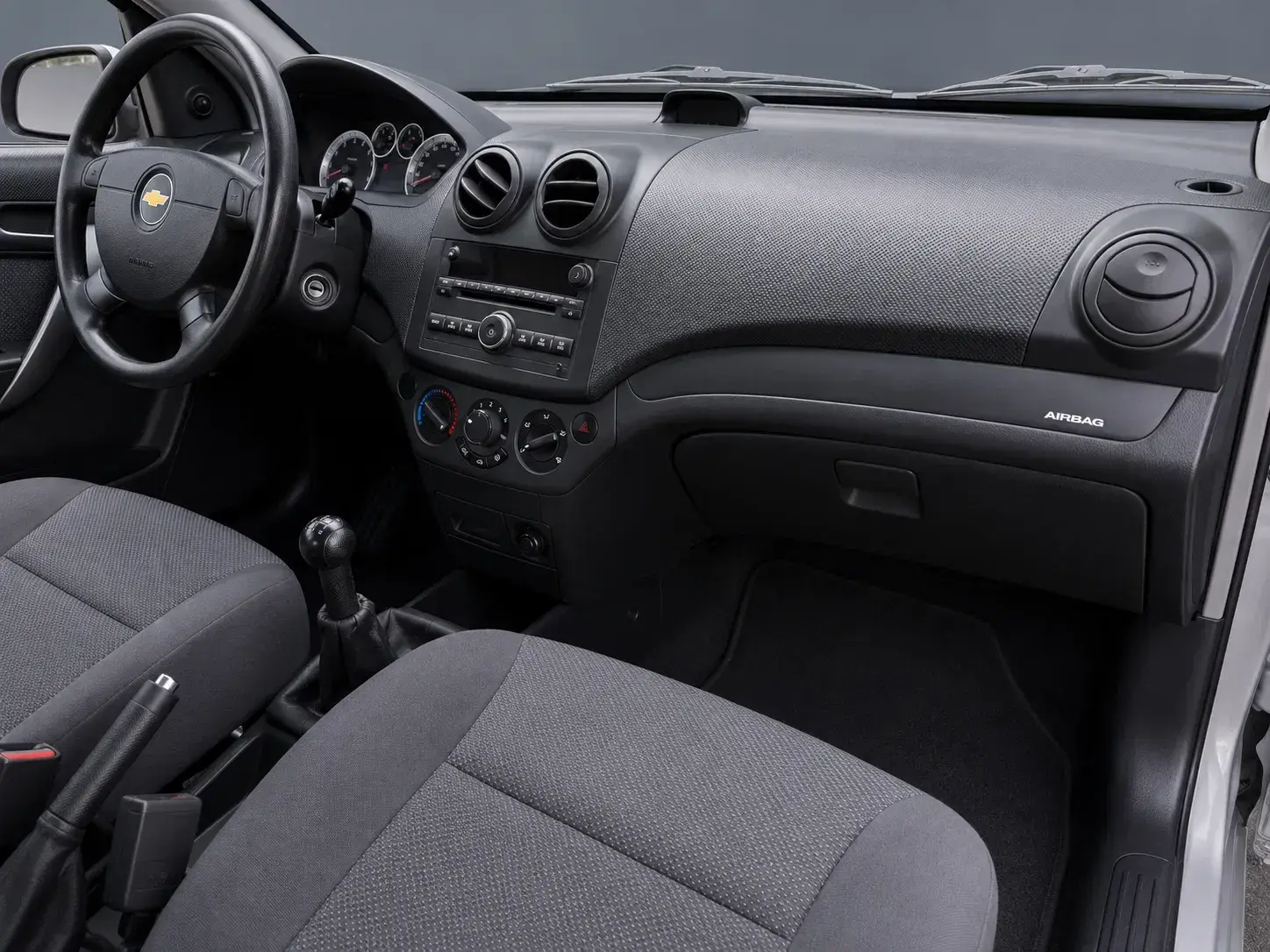 Chevrolet Aveo 1.2 LS 10