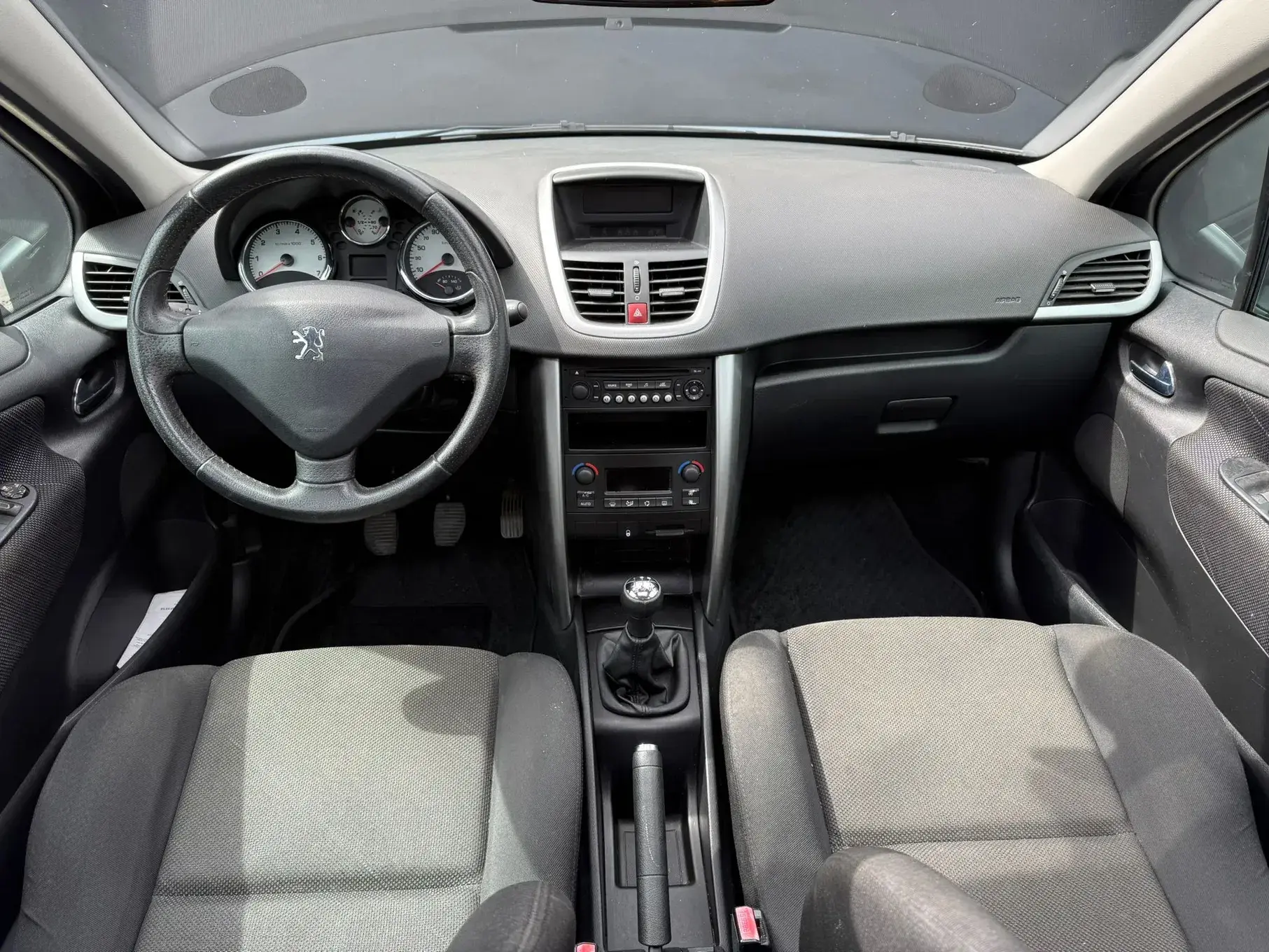 Peugeot 207 120 Sport 6
