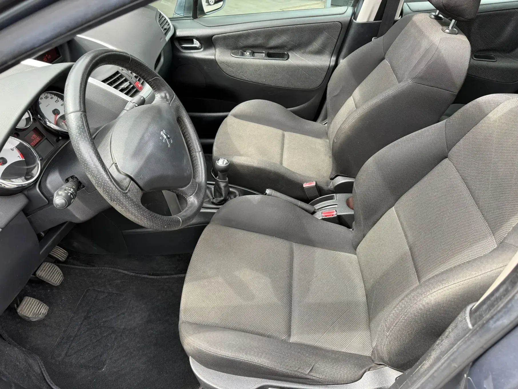 Peugeot 207 120 Sport 11