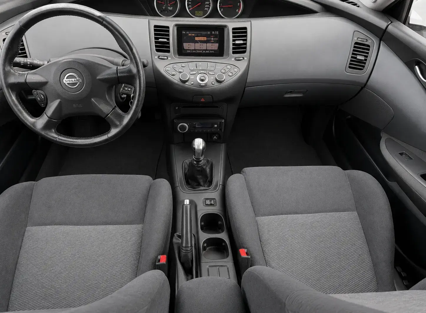 Nissan Primera TEKNA 6