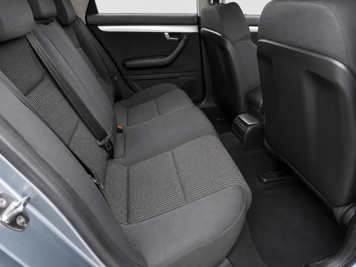 Audi A4 Avant 2.0 TDI Advance 10