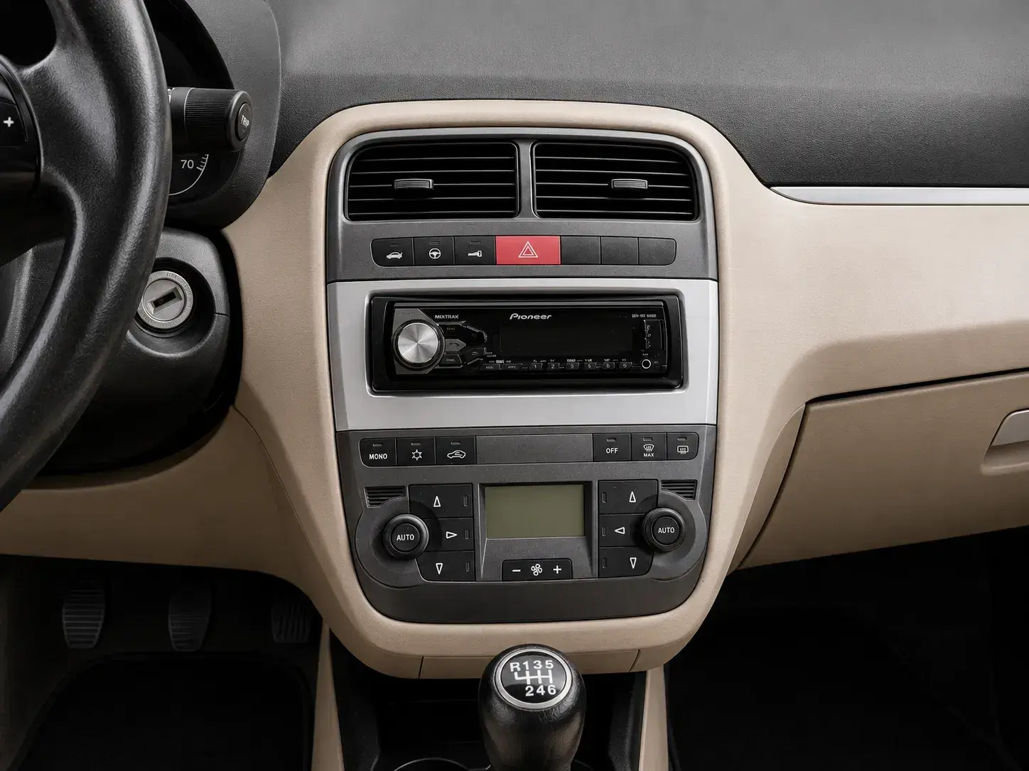 Fiat Grande Punto 1.3 M-Jet Emotion 10