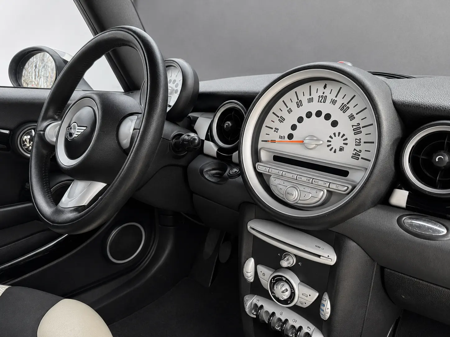 MINI 3 Portas Cooper D 11